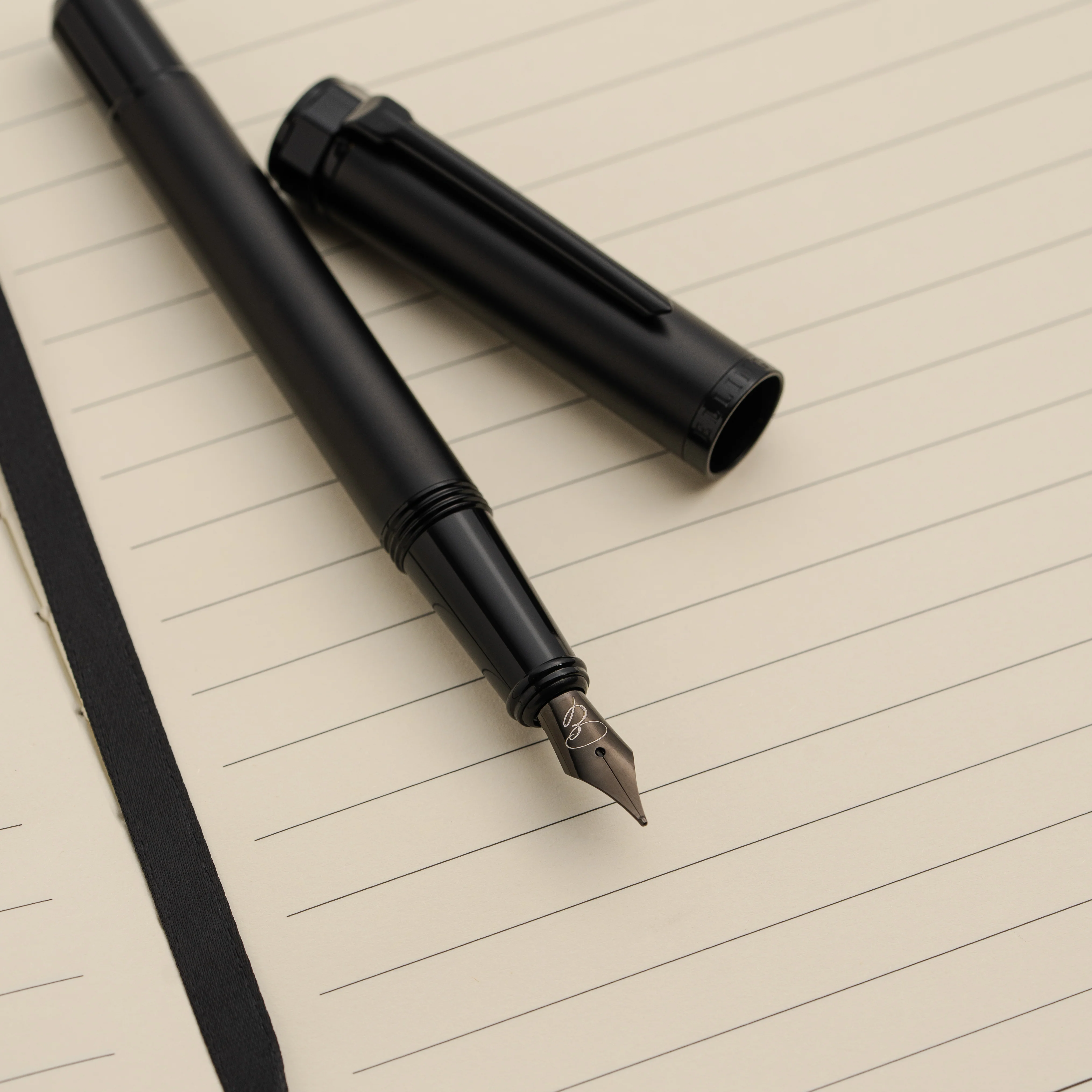 The Stealth Pocket Size Fountain Pen - Image 5